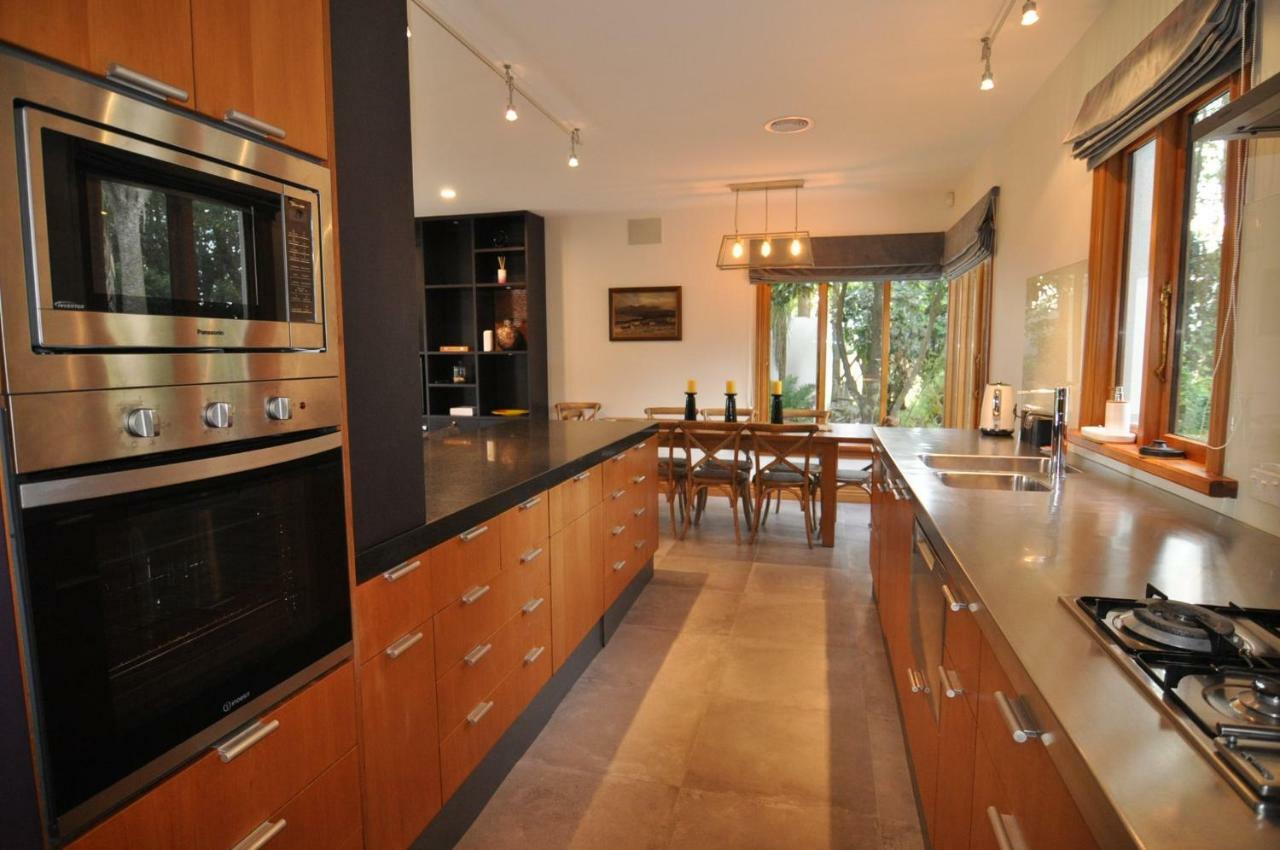 Bond Estate Luxury Accommodation Christchurch Eksteriør bilde